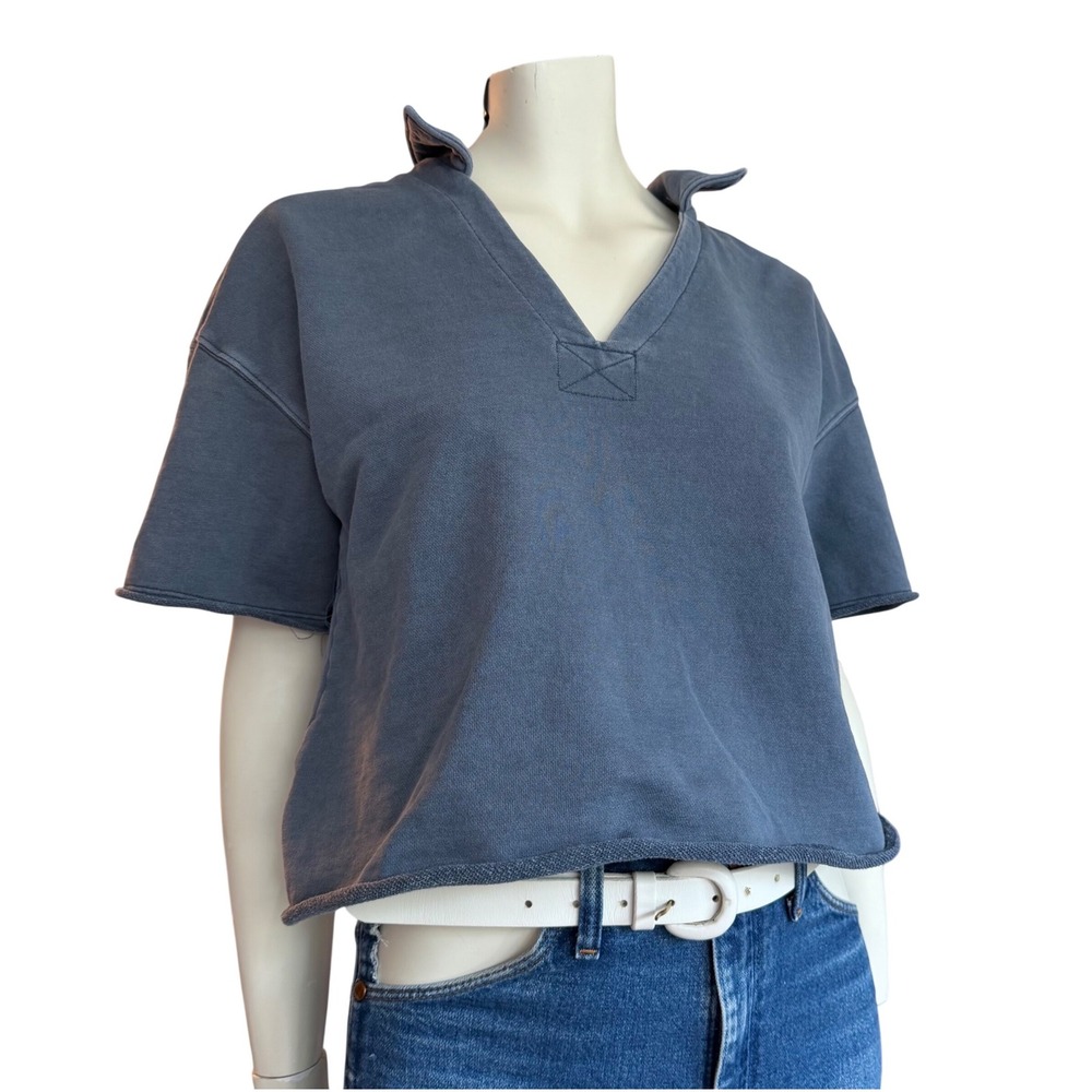 Universal Thread Short Sleeve Sweatshirt‎ Blue Collar V-Neck Raw Hem Boxy  M